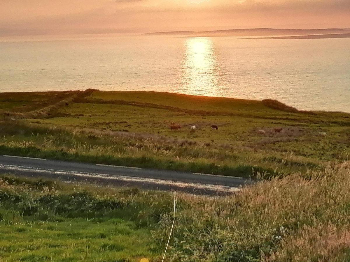 The Cliffs Of Moher House, ドゥーリン エクステリア 写真
