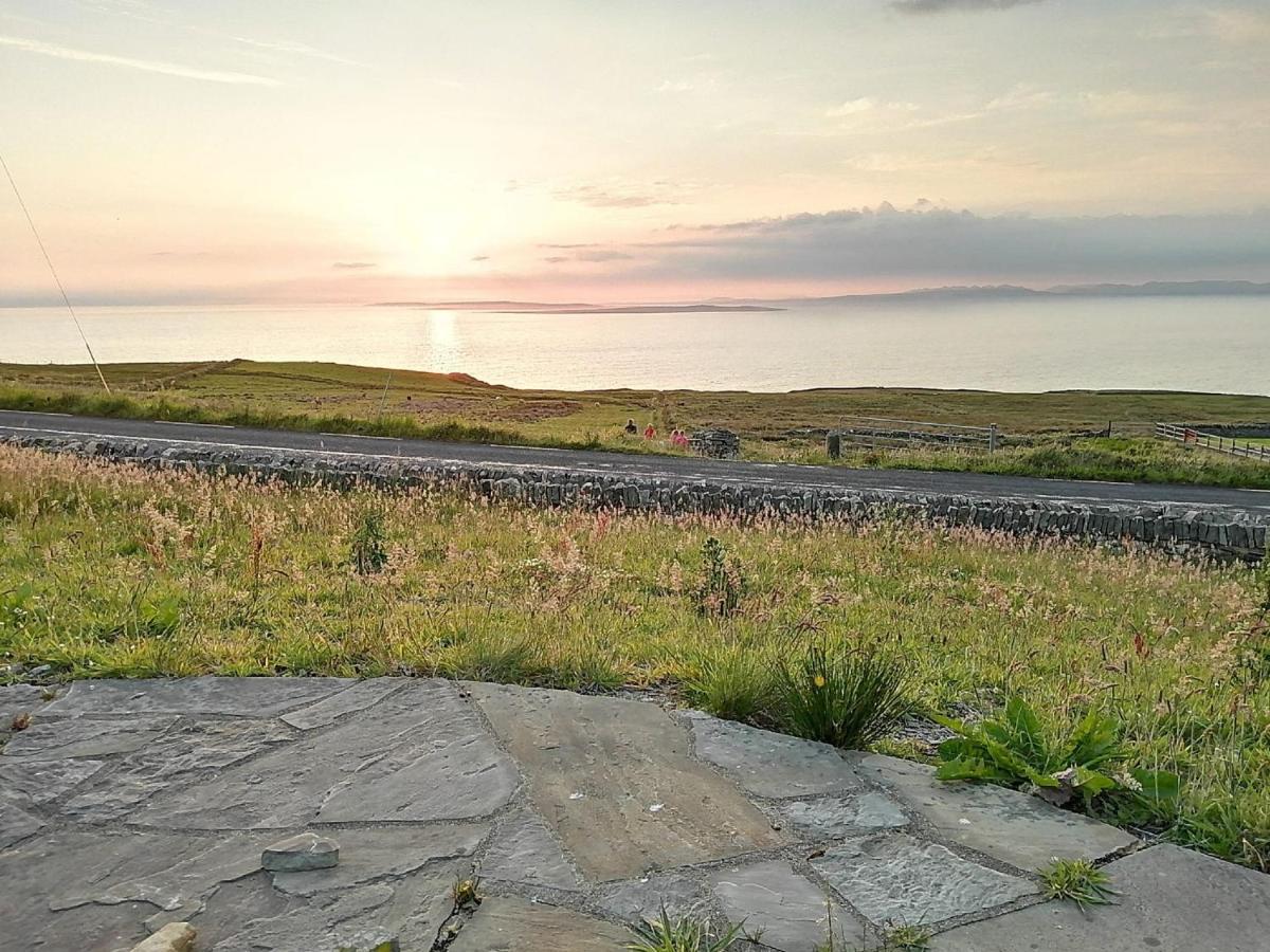 The Cliffs Of Moher House, ドゥーリン エクステリア 写真